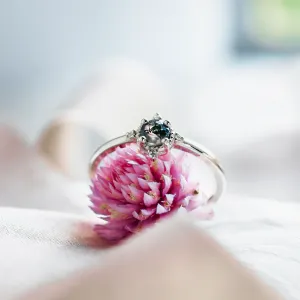 Unusual engagement ring with moss agate and diamonds ALBA Thumbnail