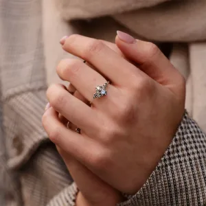 Gold ring with salt and pepper diamonds CLUSTRÉ Thumbnail