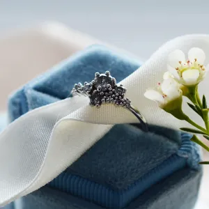 Gold ring with salt and pepper diamonds CLUSTRÉ Thumbnail