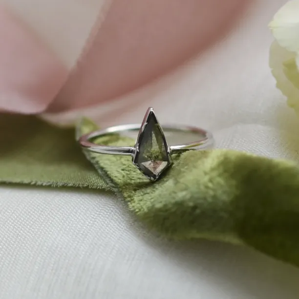 Basic salt'n'pepper diamond ring WILMA Image