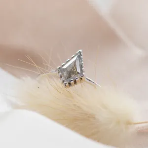 Minimalist kite salt'n'pepper diamond ring BILLIE Thumbnail