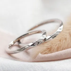 Elegant twisted wedding rings with diamond TWIST