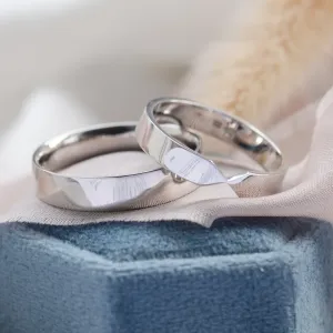 Gold wedding rings with tapered center TAPPI Thumbnail