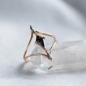 Luxury split shank salt'n'pepper diamonds ring SPLITE Thumbnail