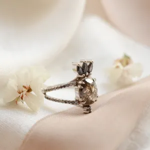 Salt and pepper diamonds in luxury ring RABBIT Thumbnail