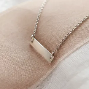 Gold minimalist necklace BARE Thumbnail