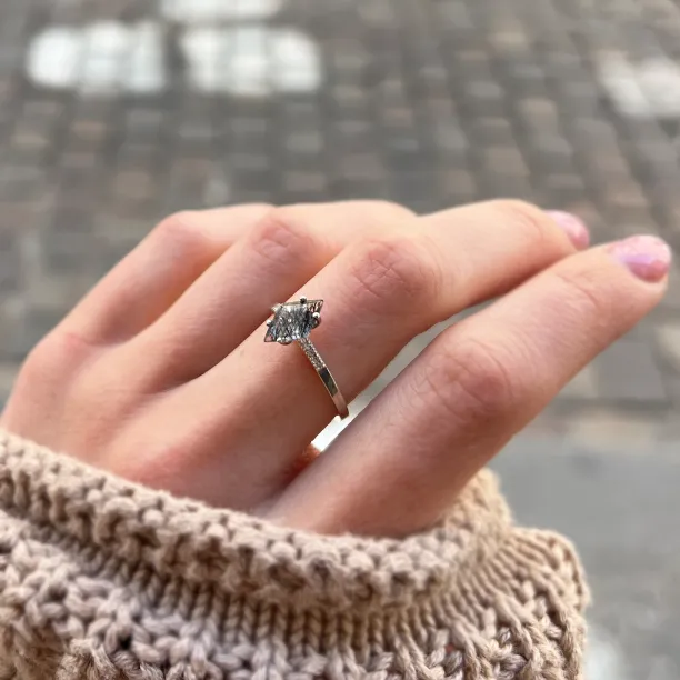 ESTER gold ring with kite rutilated quartz and diamonds worn on a hand