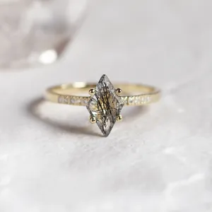 ESTER gold ring with kite rutilated quartz and diamonds