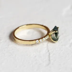 Zlatý prsten s pear mechovým achátem a diamanty EALGA Thumbnail