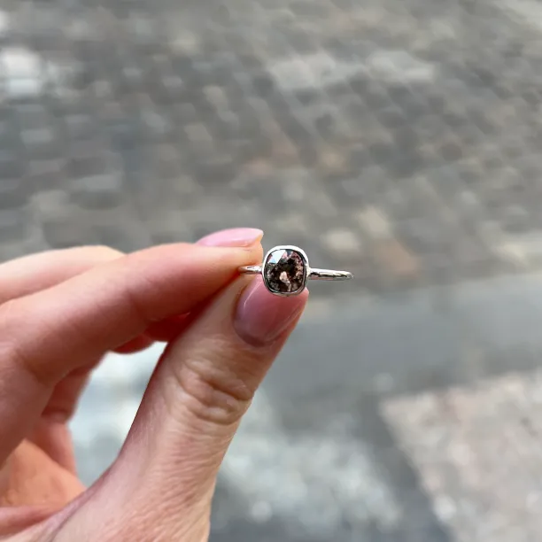 Minimalist bezel ring with salt and pepper diamond ORLAITH Image