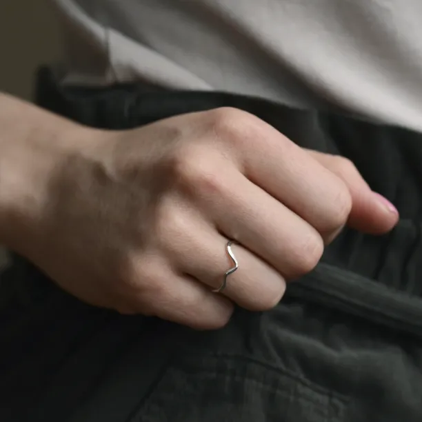 Gold mountain minimalist ring ALPINE Image