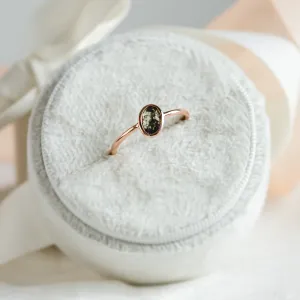 Zlatý prsten s bezel salt and pepper diamantem RIONA Thumbnail
