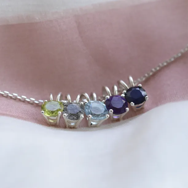 Simple natural rutilated quartz pendant KAYLEIGH Image