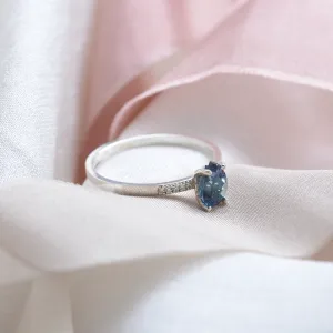 Prsten ze zlata s modrým topazem a diamanty EIMEAR Thumbnail
