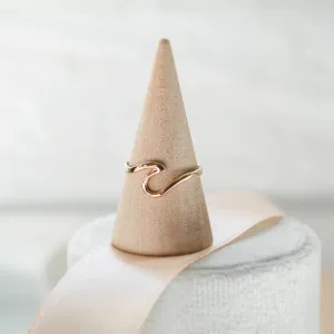 Minimalist gold wave ring WAVE