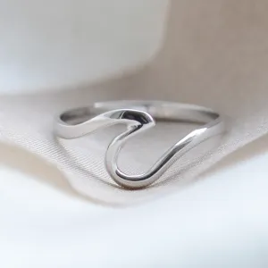 Minimalist gold wave ring WAVE
