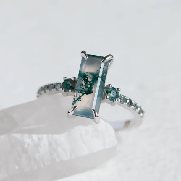 Elegantní prsten s mechovým achátem a diamanty CARA Image
