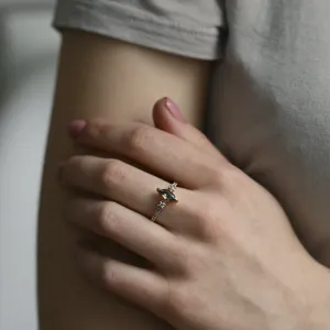 ROISIN vintage gold ring with a marquise salt and pepper diamond worn on the hand