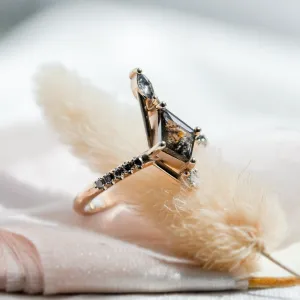 Angled view of the SANIA ring with salt and pepper diamond details