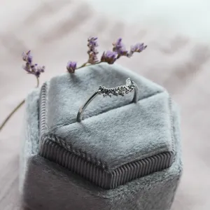 Gold cut-out ring with salt and pepper diamonds ROXYS Thumbnail