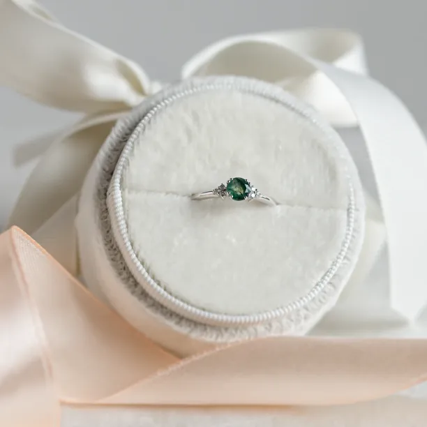 Noble gold ring with moss agate and diamonds MONNY Image