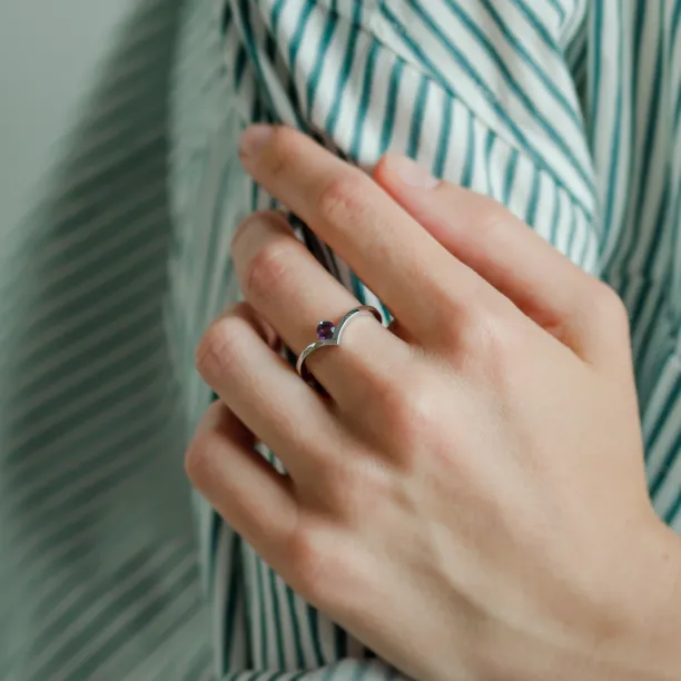 Gold amethyst ring AMY Image