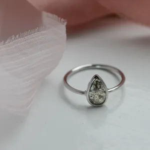 Samostatně zobrazený zásnubní prsten ERIN ze zlaté sady se salt and pepper diamantem