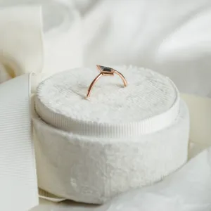 Solid gold ring with salt and pepper diamond STEW Thumbnail