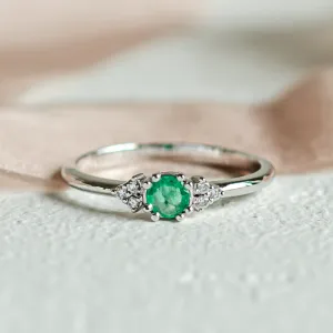 Gold ring with diamonds and emerald MONNY Thumbnail