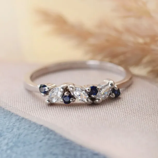 Zlatý prsten se safíry a diamanty  VALLY Image