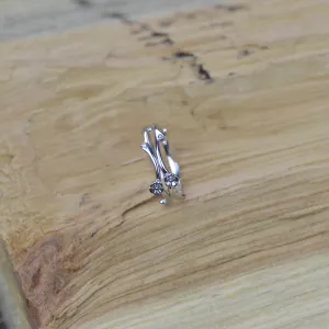 Minimalist daisy gold ring with diamonds VILO Thumbnail