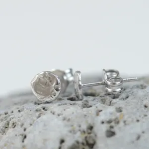 Silver hammered stud earrings with push back closure RIMINI Thumbnail