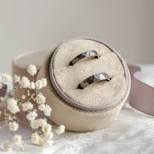 Hammered Wedding Rings made in gold PERU Thumbnail
