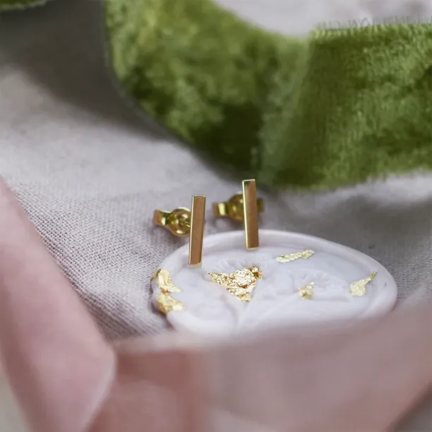 Minimalistic gold earrings MINI Image
