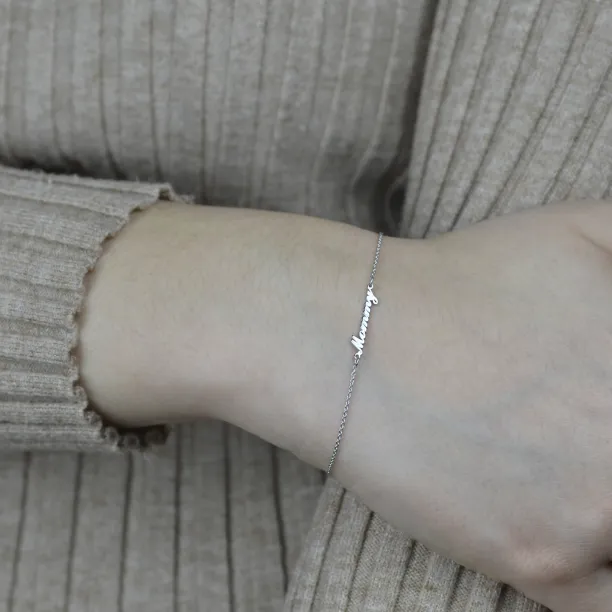Personalised silver bracelet with name BEA Image