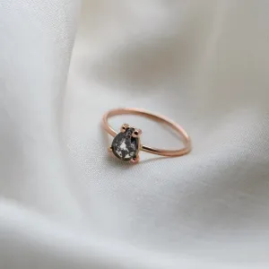 TERRI gold ring with salt and pepper diamond Thumbnail