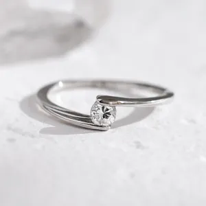 Platinový zásnubní prsten s diamantem HELSE