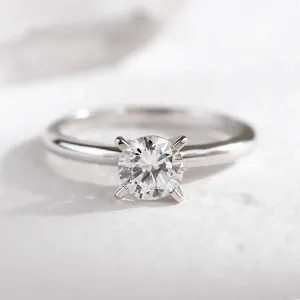 Platinový prsten s diamantem 0.4ct VEITA
