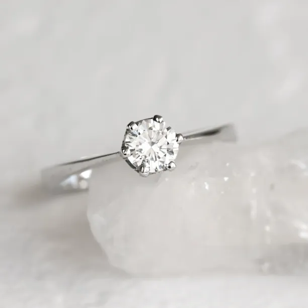 Platinum engagement ring with diamond 0.4ct FLORA Image