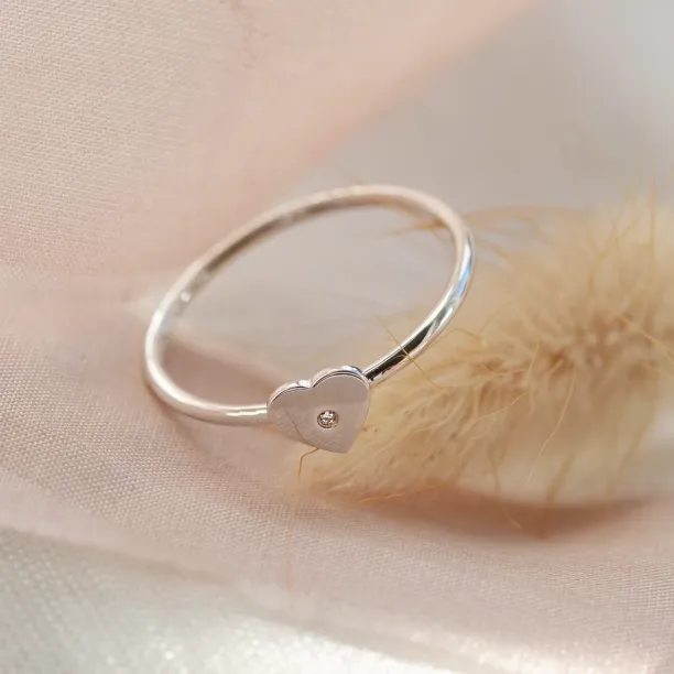 PATRICIA Heart shape silver diamond ring Image