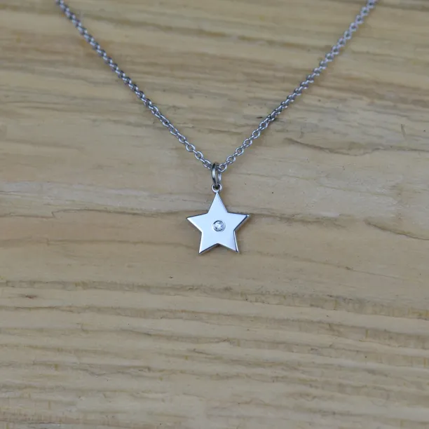Zlatý přívěsek VIVIAN ve tvaru hvězdy s diamantem Image