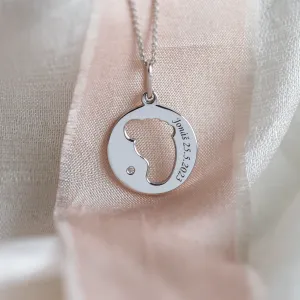Gold diamond pendant with baby foot trace EIIA Thumbnail