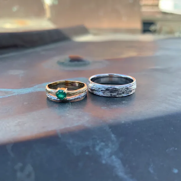 Unique gold wedding rings DRIS Image