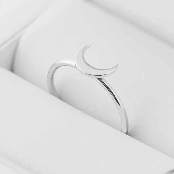 MISE crescent shape silver ring  Image