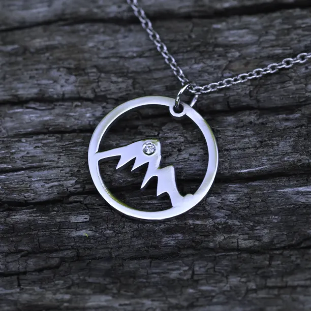 Silver diamond pendant - for the mountains enthusiasts MUNI Image