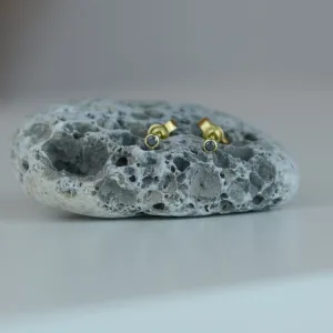 Zlaté minimalistické puzetové náušnice s černými diamanty ANY Thumbnail