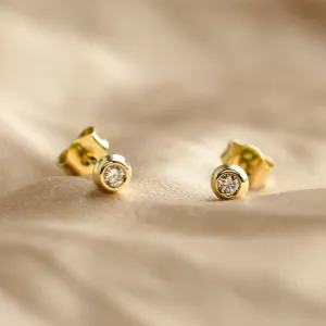 Zlaté minimalistické puzetové náušnice s diamanty ANY