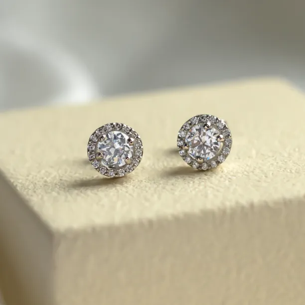 Classical gold stud earring with diamonds NINA Image