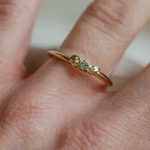 ROSNI gold diamond engagement ring Thumbnail