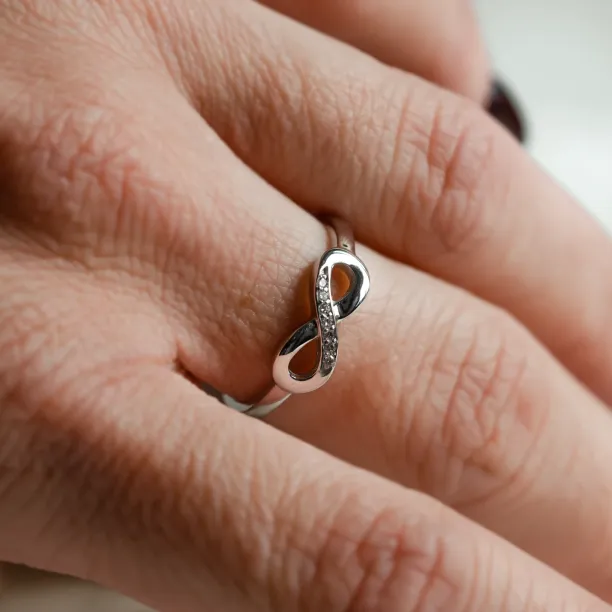 SALVIN infinity gold diamond ring Image